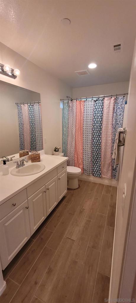 MLS #250031259SD img 11