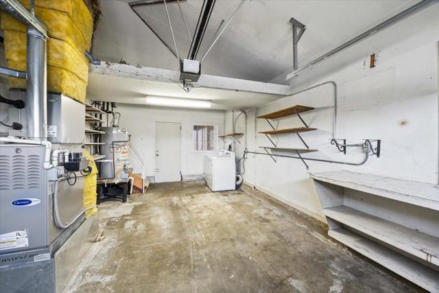 701 Poinsettia Avenue, San Mateo CA: https://media.crmls.org/mediaz/1b03fc05-ada0-420a-9fb1-955fd6b485ef.jpg