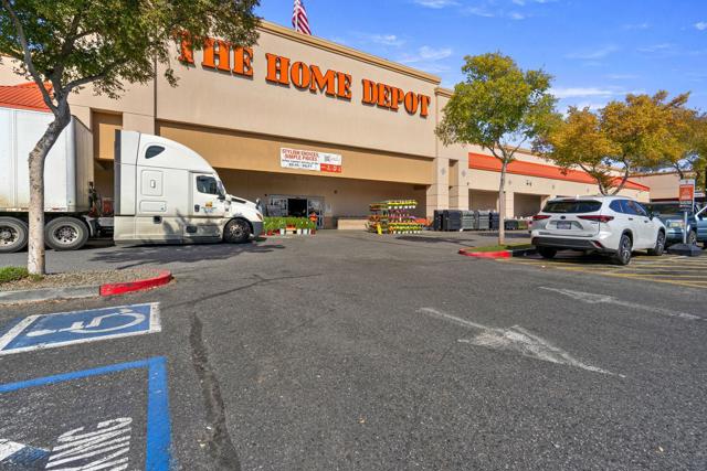 1799 Bradford Way, San Jose CA: https://media.crmls.org/mediaz/1b04ba80-def8-48d6-80cb-0c0f83ad5da5.jpg