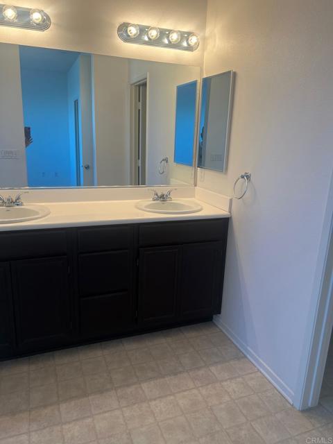 1345 Santa Diana Road, Chula Vista CA: https://media.crmls.org/mediaz/1b051644-98ca-4f5f-9967-3be9fe0ed255.jpg