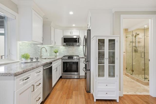 3654 Altamont Way, Redwood City CA: https://media.crmls.org/mediaz/1b062479-e855-41a2-8367-e09827ab614b.jpg