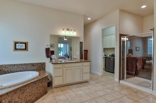 2671 Glen Echo Lane, Manteca CA: https://media.crmls.org/mediaz/1b084bbe-0ce6-47bb-b8c0-3b652e2ab62f.jpg