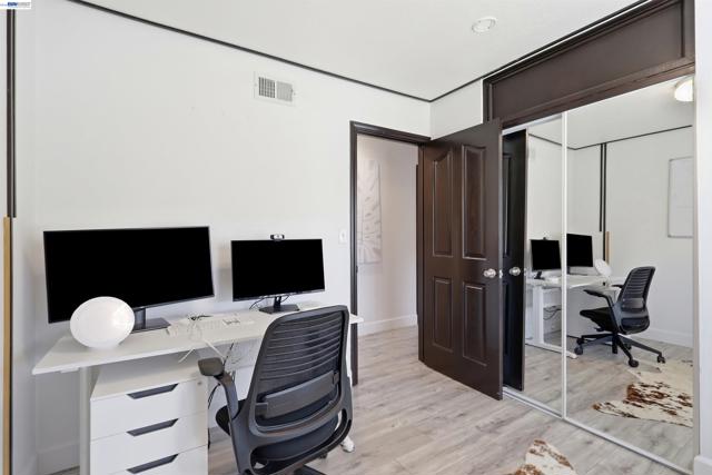 Image 22 of 39 For 4972 Minas Dr