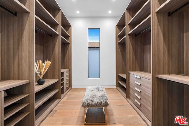 832 N Sierra Bonita Avenue, Los Angeles CA: https://media.crmls.org/mediaz/1b09756a-e965-4ef7-bfb9-16b54179f8fa.jpg