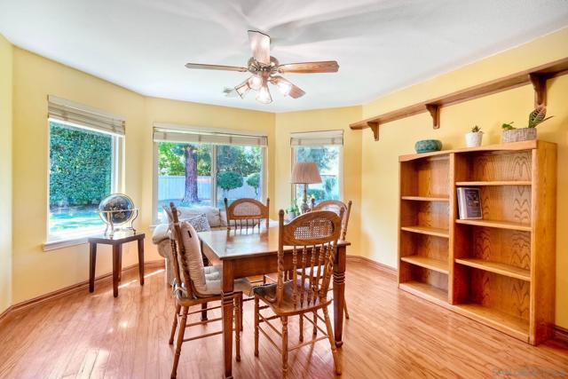 2183 Lundy Lake Dr, Escondido CA: https://media.crmls.org/mediaz/1b09e310-aecf-4d24-90c4-7a3df6761f6d.jpg