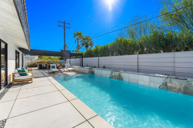 2171 E Francis Drive, Palm Springs CA: https://media.crmls.org/mediaz/1b0ab2a2-81ba-4369-ac12-8deef2d24d4c.jpg
