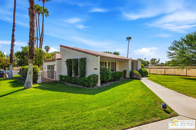 2515 N Whitewater Club Drive #A, Palm Springs, CA 92262