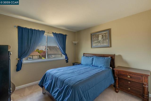6082 Slopeview Ct, Castro Valley CA: https://media.crmls.org/mediaz/1b0b6976-1b70-434c-b318-89c19679a3b6.jpg