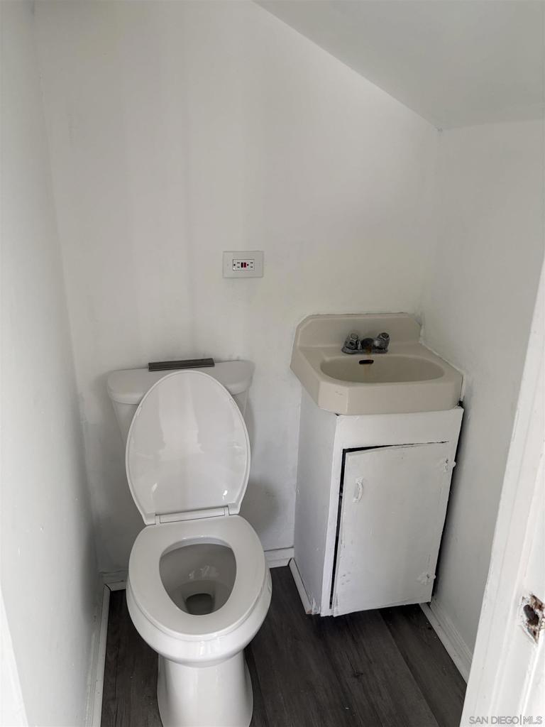 3831 41st Street - photo 9