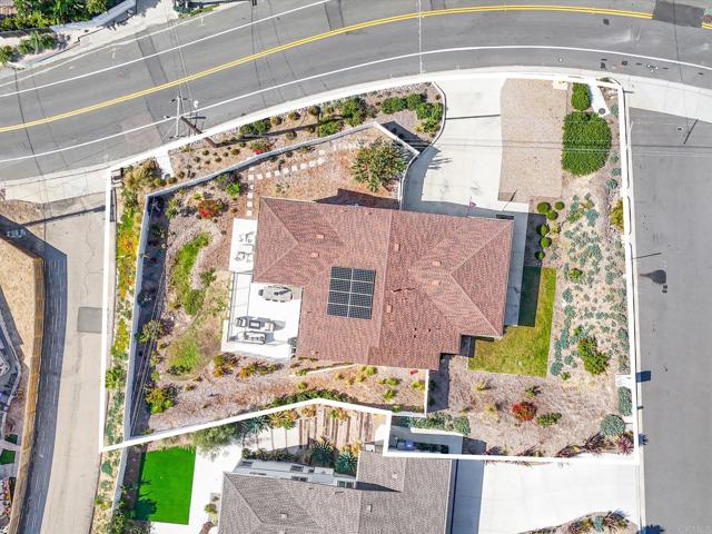 Detail Gallery Image 32 of 42 For 1858 Avocado Rd, Oceanside,  CA 92054 - 5 Beds | 3/1 Baths