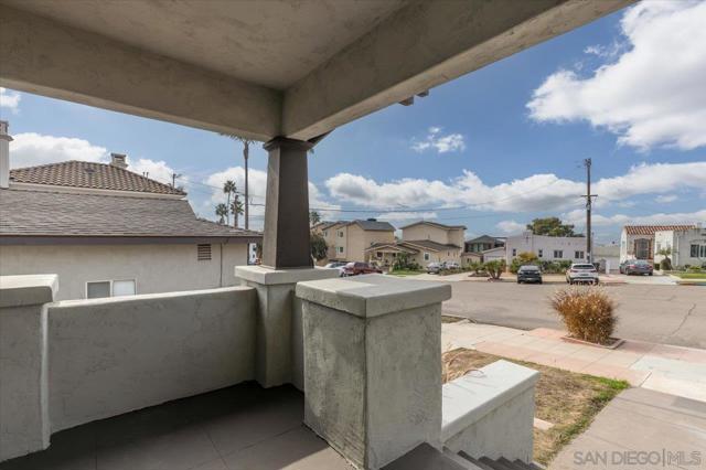 Image 2 of 30 For 2453 Curlew St
