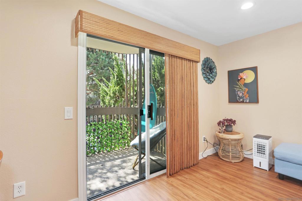 155 Rosebay Dr - photo 14