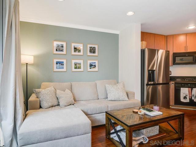 1225 Island Ave, San Diego CA: https://media.crmls.org/mediaz/1b0d9775-ca73-4bac-8964-3c34cafb5380.jpg