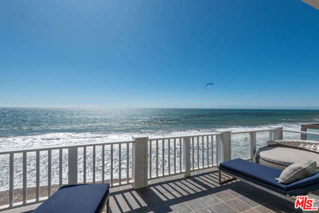 31656 Sea Level Drive, Malibu CA: https://media.crmls.org/mediaz/1b103a8f-133a-4144-bcee-e9c4935cff0b.jpg