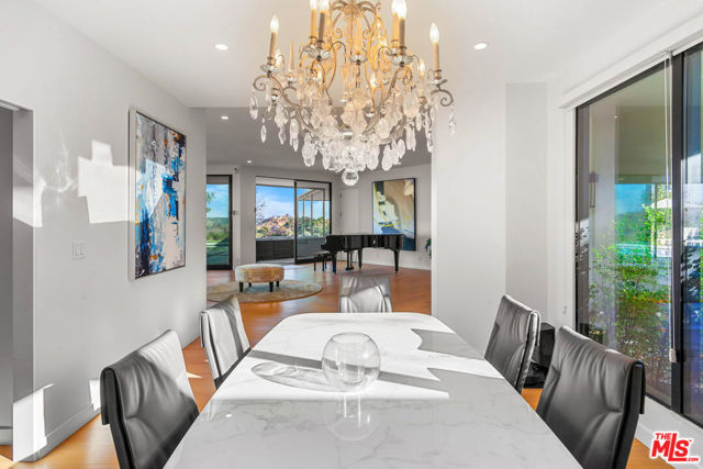 8545 Charl Lane, Los Angeles CA: https://media.crmls.org/mediaz/1b10d095-7118-407c-b2bf-4d3d1ad65418.jpg