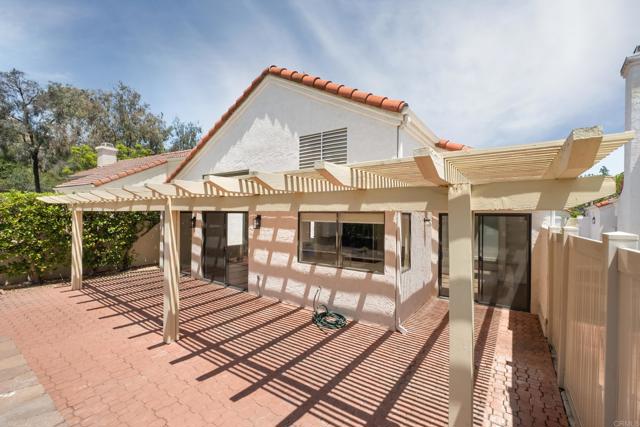 12115 Caddy Row, San Diego CA: https://media.crmls.org/mediaz/1b1125d3-5769-4d1e-b9ee-c41c3b17b0b6.jpg