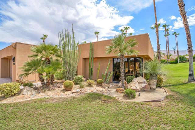 73457 Irontree Drive, Palm Desert CA: https://media.crmls.org/mediaz/1b11b8a3-790b-4cf9-841e-4ce0dac58004.jpg