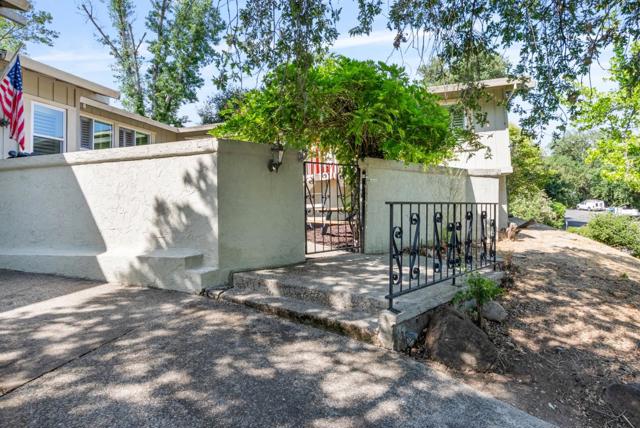 16795 Jackson Oaks Drive, Morgan Hill CA: https://media.crmls.org/mediaz/1b11c73a-895e-4419-830e-284bae8aff6a.jpg