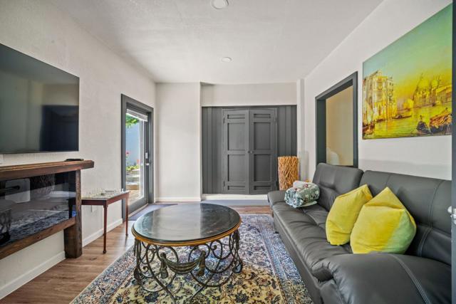 81 E Garzas Road, Carmel Valley CA: https://media.crmls.org/mediaz/1b128ec6-2cf8-4902-b3be-453530b34adf.jpg