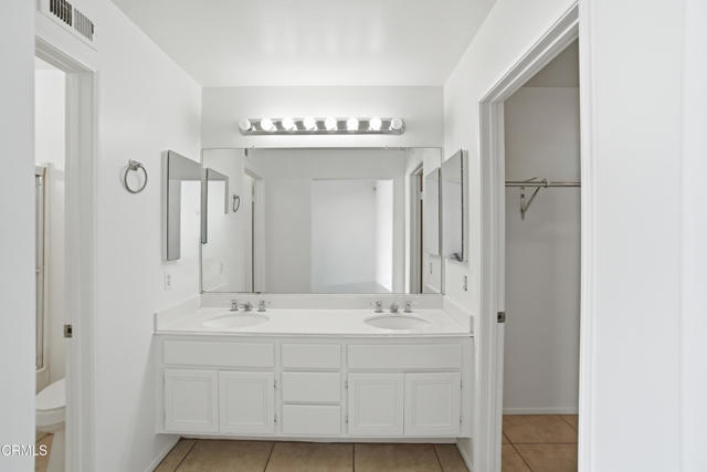 Detail Gallery Image 31 of 36 For 676 Snipe Walk, Oxnard,  CA 93035 - 4 Beds | 2 Baths