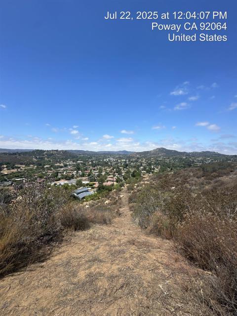 43 Carlson Court, Poway CA: https://media.crmls.org/mediaz/1b14c4fd-2067-4cab-896c-b4e708cb7e34.jpg