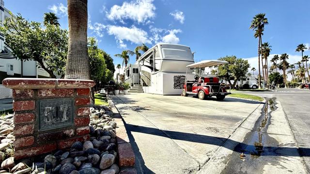 69411 Ramon Rd #517, Cathedral City CA: https://media.crmls.org/mediaz/1b15b8bc-9785-4d3b-8c1b-77770c541809.jpg