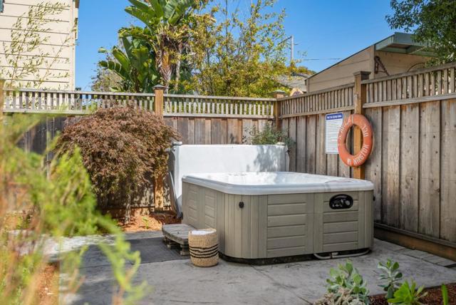 360 5th Avenue, Santa Cruz CA: https://media.crmls.org/mediaz/1b15f3fc-8d8e-4e7f-b8e2-a9da51376a4d.jpg