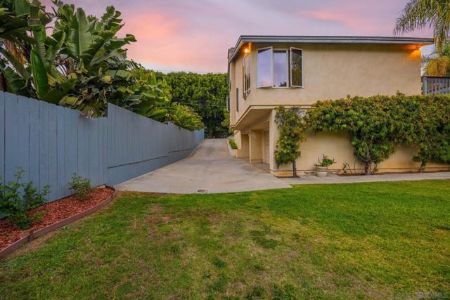 661 Union, Encinitas CA: https://media.crmls.org/mediaz/1b166124-4027-4b4d-b7a7-388036491dde.jpg