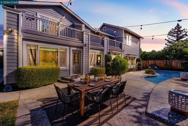 Image 48 of 53 For 367 Mt Washington Way