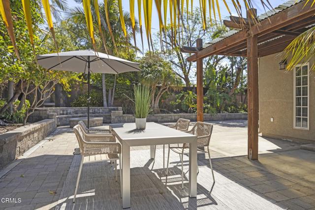 354 Arnett Avenue, Ventura CA: https://media.crmls.org/mediaz/1b1925a6-993a-4518-8adc-9ea82ea667d1.jpg