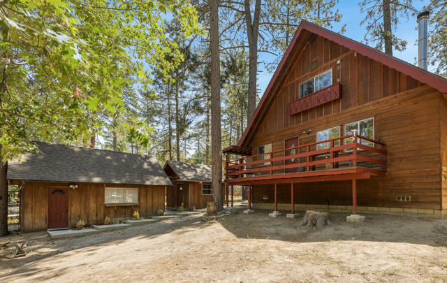 Image 2 for 53589 Toll Gate Rd, Idyllwild, CA 92549