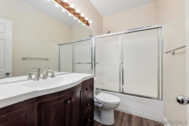 12646 Springbrook Dr, San Diego CA: https://media.crmls.org/mediaz/1b1b558b-19b9-43a1-a431-728cd9ed8dfb.jpg