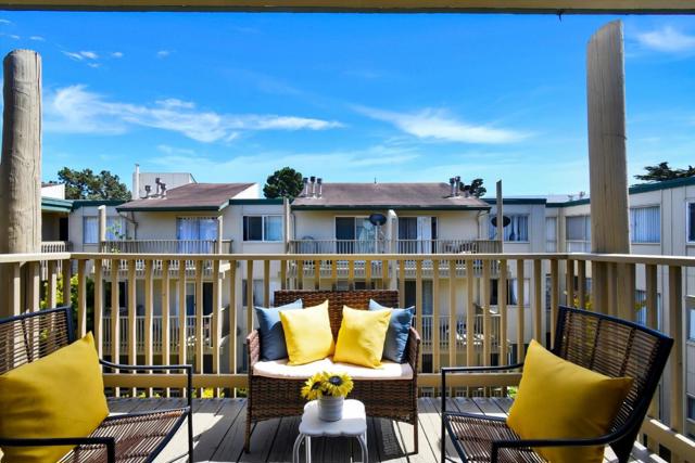 397 Imperial Way, Daly City CA: https://media.crmls.org/mediaz/1b1d2691-af88-417d-91e9-848150f10540.jpg