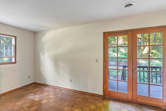 22370 Old Santa Cruz Highway, Los Gatos CA: https://media.crmls.org/mediaz/1b1e6220-3499-4030-94b0-bfd9ff00b5a1.jpg