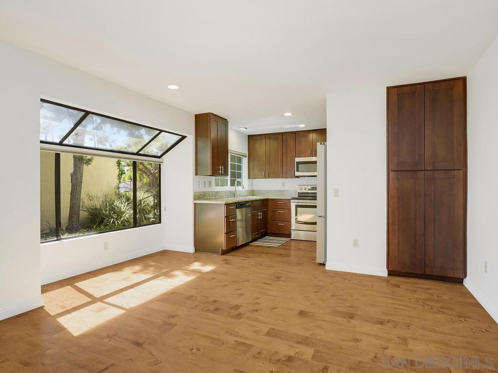 7301 Calle De Fuentes - photo 10