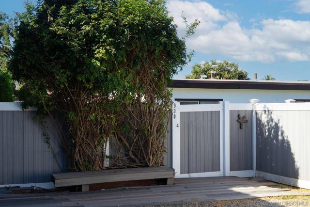 928 Flroida Street, Imperial Beach CA: https://media.crmls.org/mediaz/1b1eb671-47c6-4099-9124-b770c80a21d2.jpg