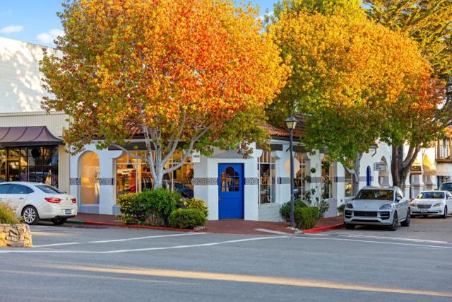 25805 Carmel Knolls, Carmel CA: https://media.crmls.org/mediaz/1b200cea-13d8-4855-a088-83971cf95a38.jpg