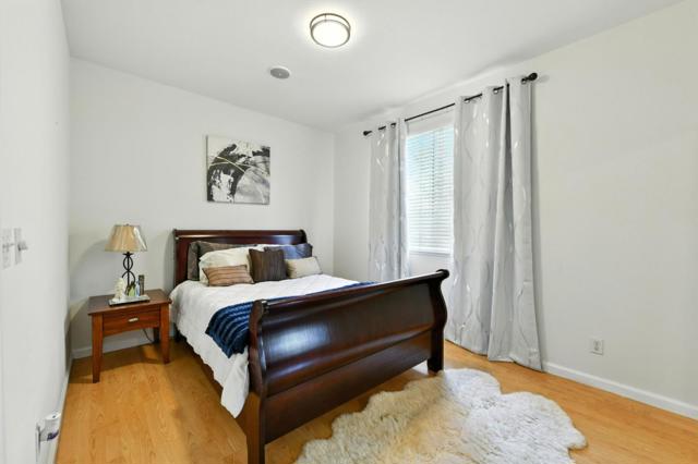 4111 Windsong Street, Sacramento CA: https://media.crmls.org/mediaz/1b201421-c06c-4c6d-bc94-3458748de0ea.jpg