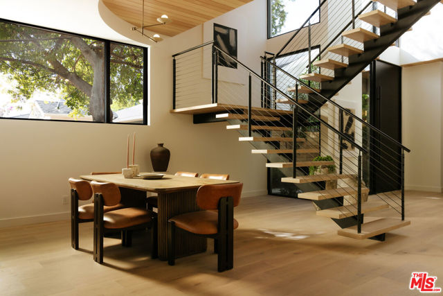 Image 2 of 16 For 8906 Hubbard Street