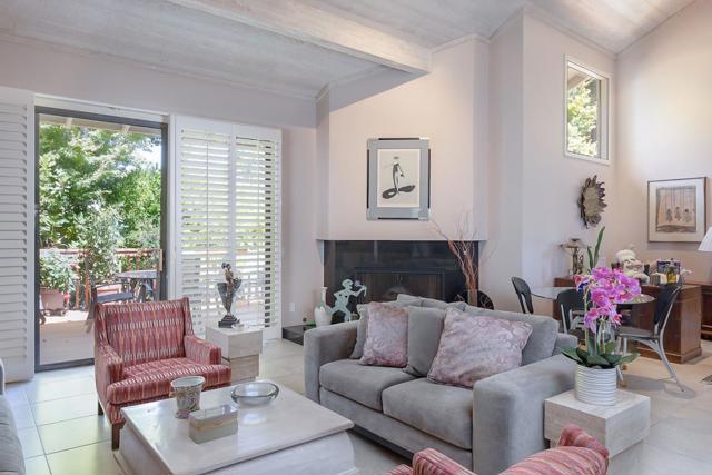 9662 Willow Court, Carmel CA: https://media.crmls.org/mediaz/1b214b7f-89dd-4514-95ff-a42932f99f1d.jpg