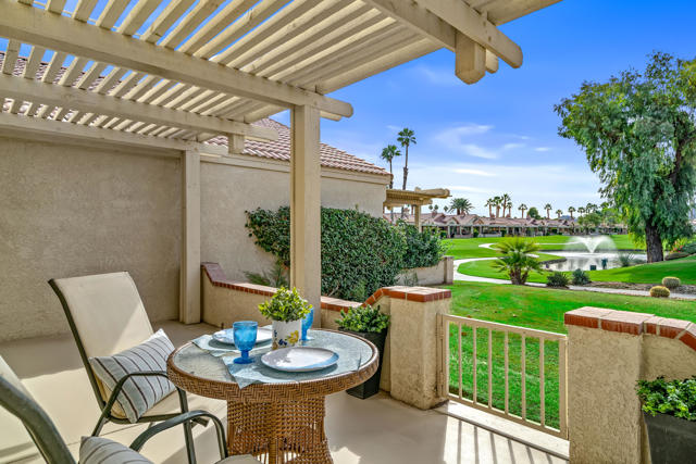 76955 Turendot Street, Palm Desert CA: https://media.crmls.org/mediaz/1b21ffdd-935e-4832-98ee-cdddcc4d5ff2.jpg