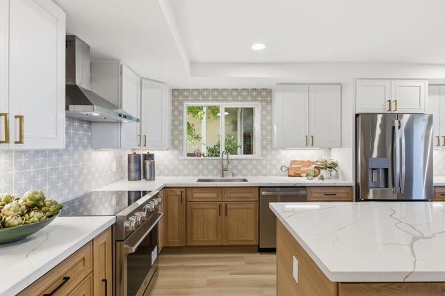 370 Burning Tree Court, Half Moon Bay CA: https://media.crmls.org/mediaz/1b240449-7bfb-4bed-8b36-ce3bb1ee03f4.jpg