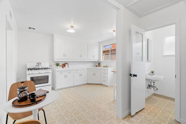 1105 W Mc Kinley Avenue, Sunnyvale CA: https://media.crmls.org/mediaz/1b251377-f939-4676-b6d7-2a69bcb9058a.jpg