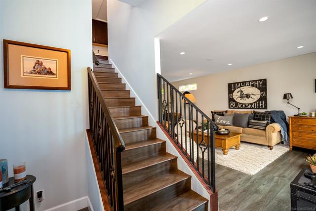 13349 Portofino Dr, Del Mar CA: https://media.crmls.org/mediaz/1b259886-125d-4f8e-a03d-b4053c0d8095.jpg