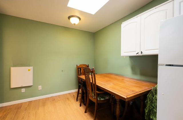 260 Paul Avenue, Salinas CA: https://media.crmls.org/mediaz/1b26f317-219a-420f-975f-2a2f33876b33.jpg