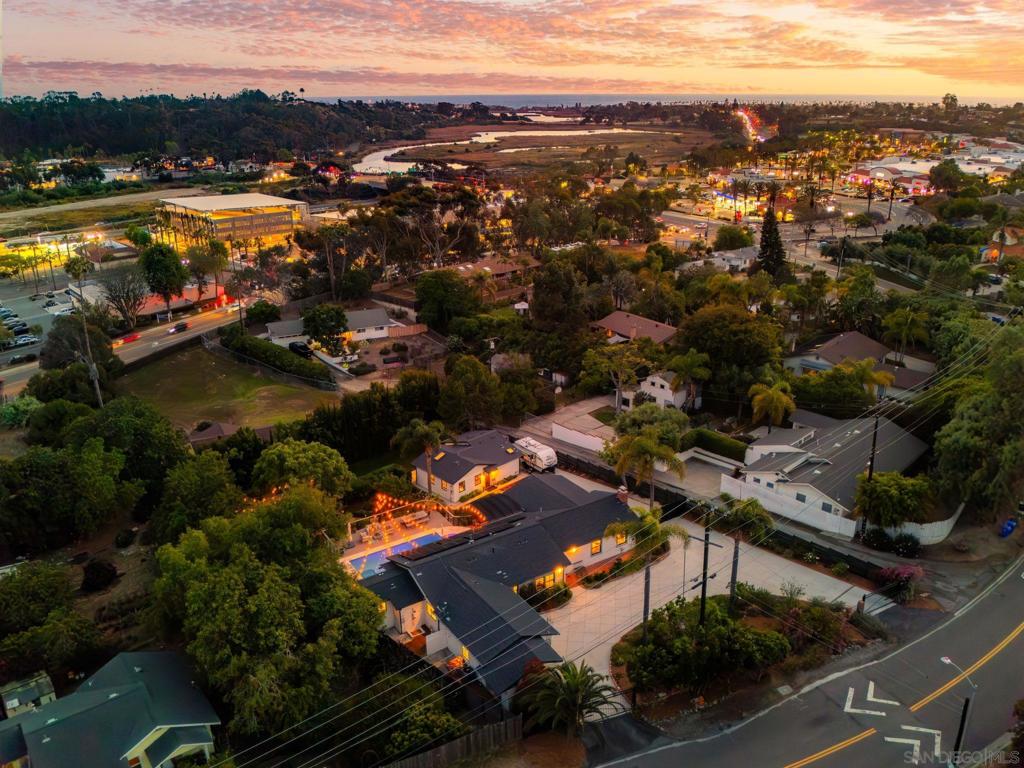 2335 Ivy Rd - photo 3