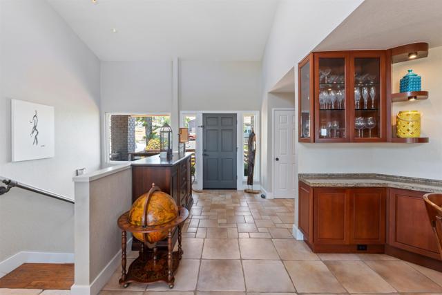 17924 Saint Andrews Dr, Poway CA: https://media.crmls.org/mediaz/1b27ccee-6ebe-4815-bc14-ed2aaa0e9602.jpg