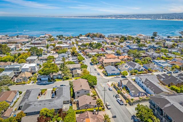 620624 Mcclellan Avenue, Monterey CA: https://media.crmls.org/mediaz/1b29ef20-8c21-4ba6-9242-fe5ad8ebd8c9.jpg