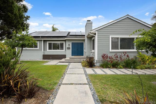3602 Hyacinth Dr, San Diego CA: https://media.crmls.org/mediaz/1b2a0cc4-498d-47b7-9d71-a9e6774b77c9.jpg