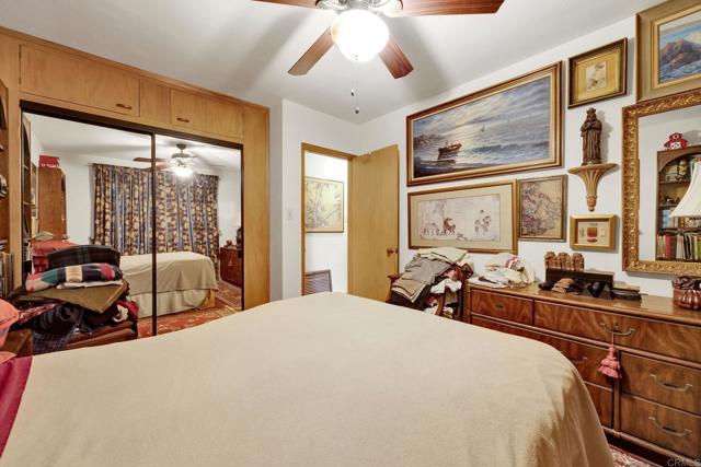 1750 Wabasso Way, Glendale CA: https://media.crmls.org/mediaz/1b2ae6b2-0f62-45be-b8cc-652852a17a2d.jpg